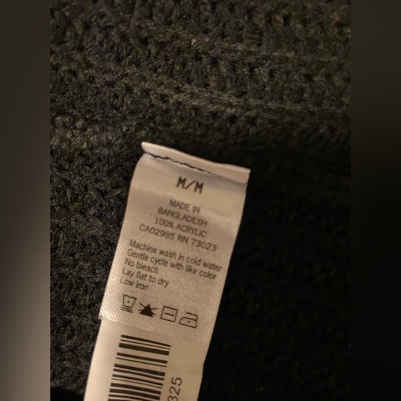 Aeropostale size med black knit cardigan with buttons and pockets medium - Picture 3 of 5